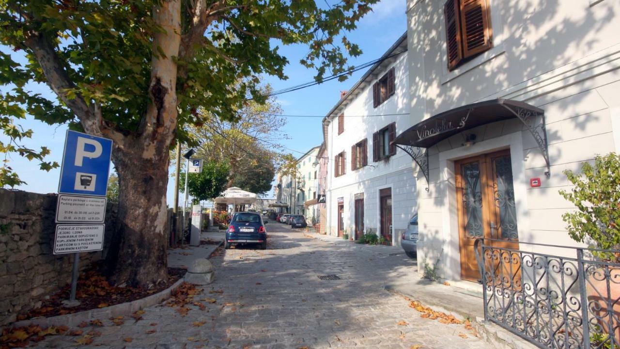 Studio Apartman Galerija Buzet Exterior photo